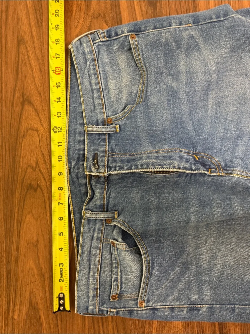 Levi's 505 straight leg jeans men’s 36x34 light wash denim